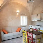 度假居 Tower House In Puglia With Pool And Charm