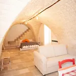 Tower House In Puglia With Pool And Charm 度假居 奇斯泰尼诺