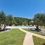 度假居 Tower House In Puglia With Pool And Charm 奇斯泰尼诺