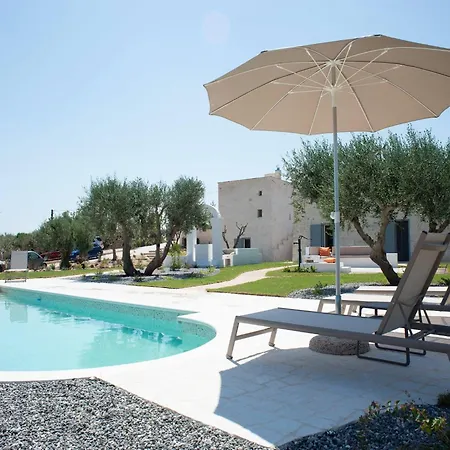 度假居 Tower House In Puglia With Pool And Charm 奇斯泰尼诺