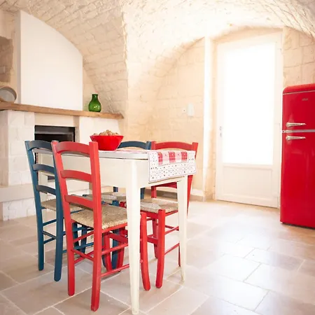 Tower House In Puglia With Pool And Charm Feriehus