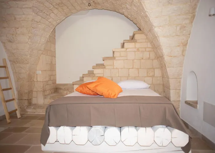 Ferienhaus Tower House In Puglia With Pool And Charm